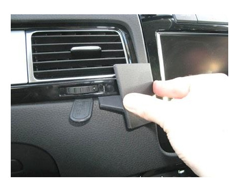 ProClip - Volkswagen Touareg 2011-2018 Angled mount RHD, Image 4