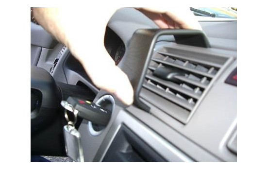 ProClip - Volvo C30/ C70/ S40/ V50 Center mount, Image 3