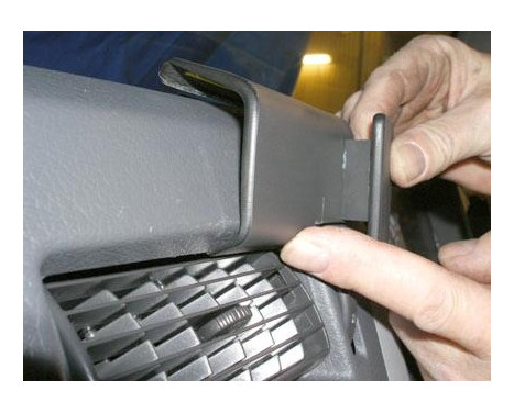 ProClip - Volvo FE Series /FL Series 2007-2020 Angled mount, Image 3