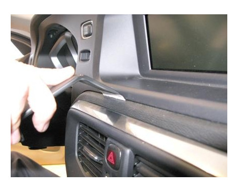 ProClip - Volvo V40 2013-2020 Center mount, Image 5