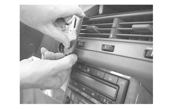 ProClip - Mercedes Benz Clase SL 1989-2002 Montaje central, Imagen 2