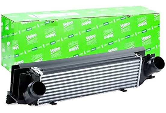 Intercooler, inlaatluchtkoeler 818259 Valeo