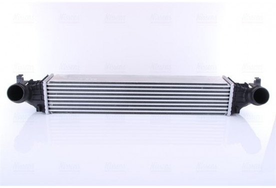 Intercooler, inlaatluchtkoeler 96139 Nissens