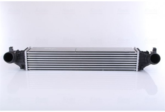 Intercooler, inlaatluchtkoeler 96140 Nissens
