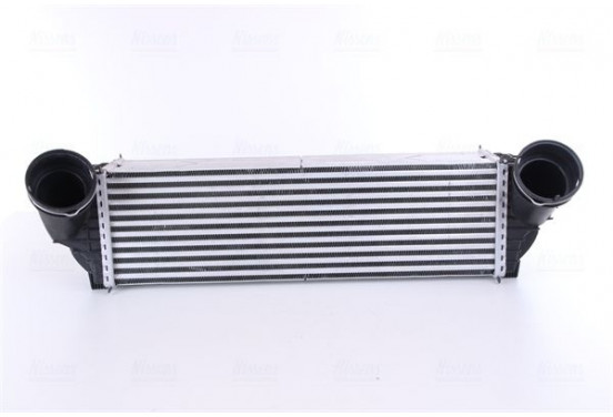 Intercooler, inlaatluchtkoeler 96364 Nissens