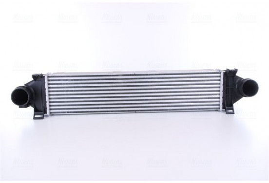 Intercooler, inlaatluchtkoeler 96383 Nissens