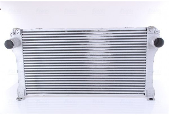Intercooler, inlaatluchtkoeler 96401 Nissens