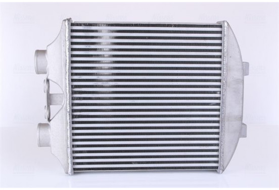 Intercooler, inlaatluchtkoeler 96405 Nissens