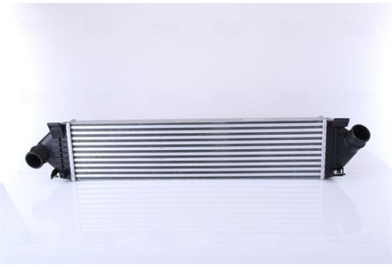 Intercooler, inlaatluchtkoeler 96481 Nissens