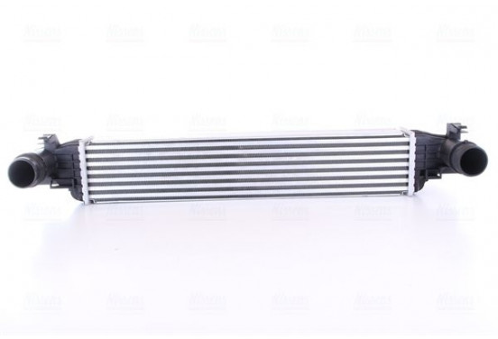 Intercooler, inlaatluchtkoeler 961558 Nissens