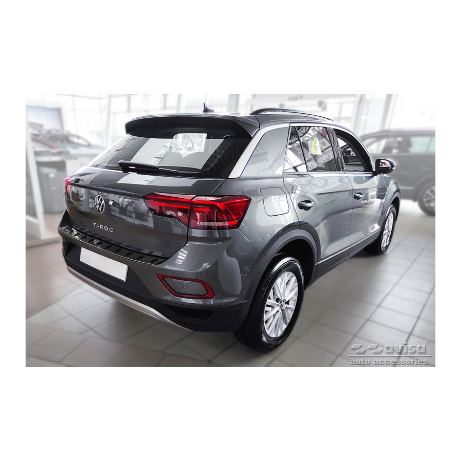 Zwart RVS Achterbumperprotector Volkswagen T-Roc 2017-2022 & Facelift 2022- incl. Cabrio 'Ribs' | AV 245155 | Avisa | Nederlands