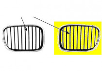 GRILL LINKS  tot 9/'00 (lamellen ZWART, lijst chroom)