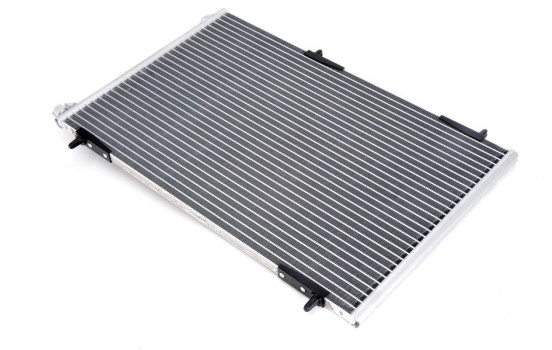 Kondensor, klimatanläggning 818000 Valeo