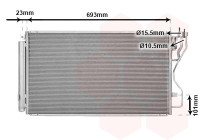 Kondensor, klimatanläggning 83015713 International Radiators