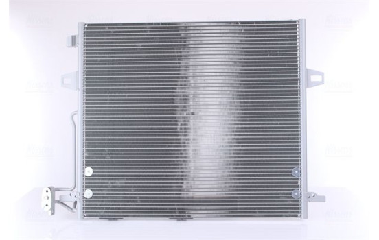 Kondensor, klimatanläggning 940066 Nissens