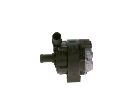 Extra vattenpump (kylvattenkrets), bild 4