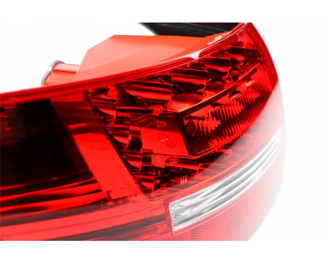 Combination Tail Light ORIGINAL PART 043846 Valeo, Image 2