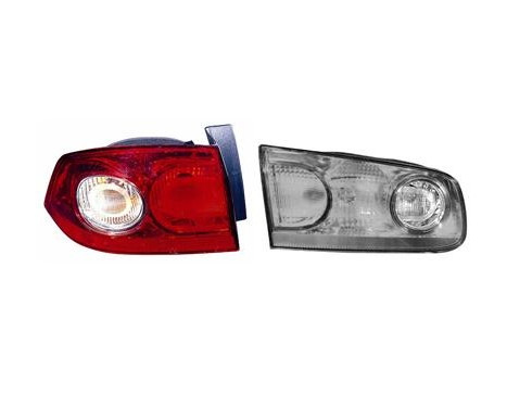 Rear light left outside 5-door 4349931 Van Wezel