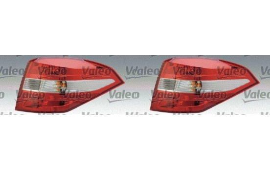 Rear light set SET_043647 Valeo