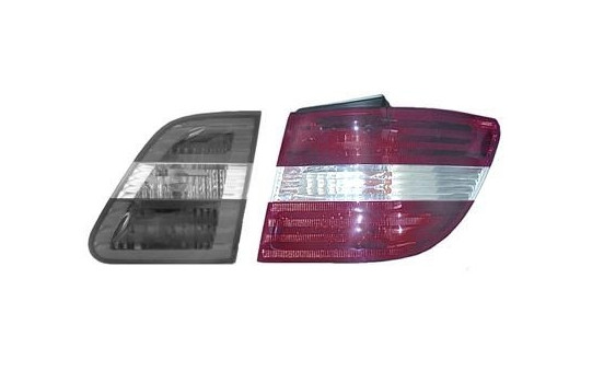 TAIL LIGHT outside R 3045932 Van Wezel, Image 2