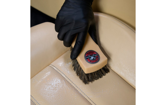 Cepillo de limpieza de cuero con cerdas largas de pelo de caballo sintético de Chemical Guys, Imagen 2