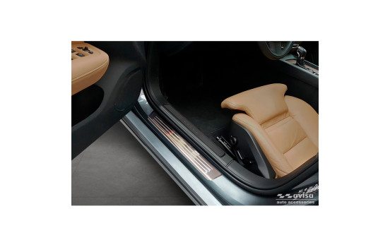 Molduras de umbral de puerta de acero inoxidable aptas para Volvo S60 III y V60 II 2018- - 'Líneas' - 4 piezas
