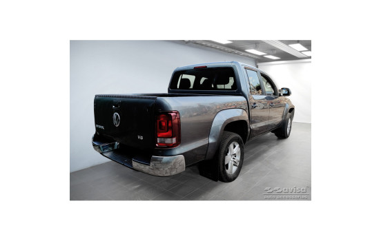 Moldura de aluminio para portón trasero de camioneta Volkswagen Amarok 2010 (negro), Imagen 6