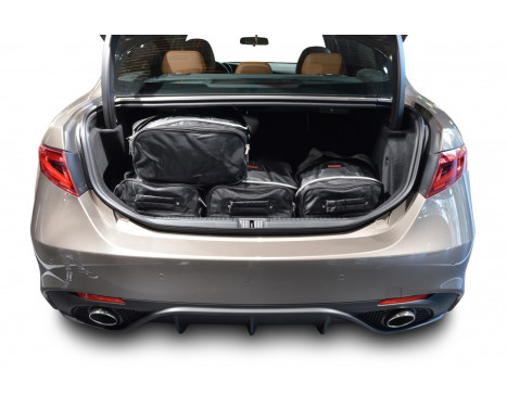 Travel bag set Alfa Romeo Giulia (952) 2016-present 4-door sedan, Image 4