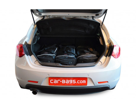 Travel bag set Alfa Romeo Giulietta 2010- 5d, Image 2