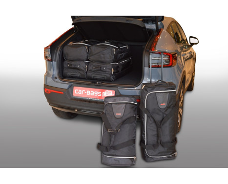 Travel bag set Volvo C40 2021-present
