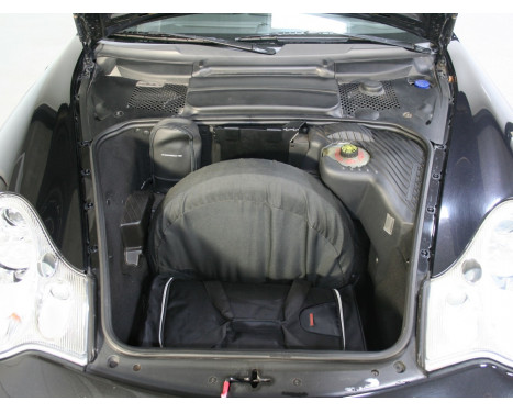 Travel kit Porsche 911 (996) 2WD + 4WD without CD-changer or CD-changer on top or bulkhead 1, Image 3