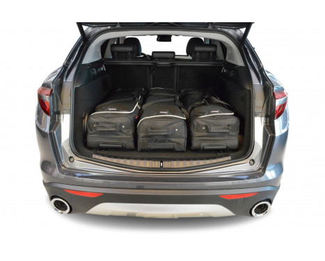 Travel bag set Alfa Romeo Stelvio 2016- suv