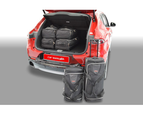 Travel bag set Alfa Romeo Tonale (965) 2022-present