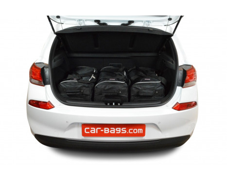 Travel bag set Hyundai i30 (PD) 2017- 5d