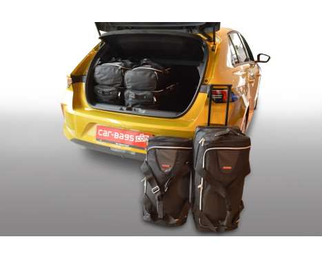 Travel bag set Opel Astra L 2021-present 5-door hatchback Incl. Plugin Hybrid