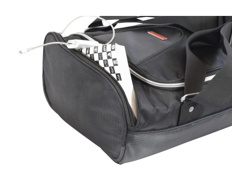 Travel bag set suitable for BMW i5 (G60) 2023+ 4-door sedan, Image 6