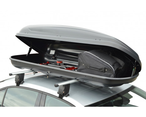 Roof box nose bag