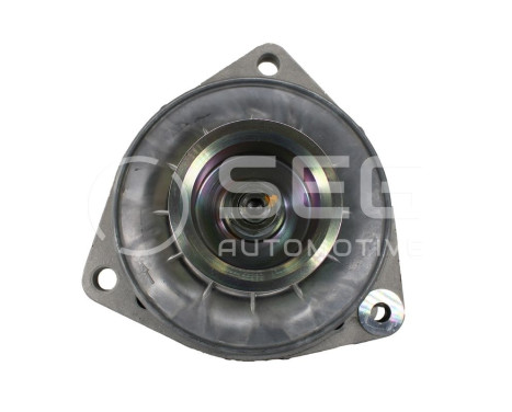 Dynamo Mercedes 100A, bild 2