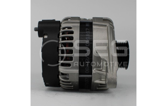Dynamo Mercedes-Benz 175A, bild 3