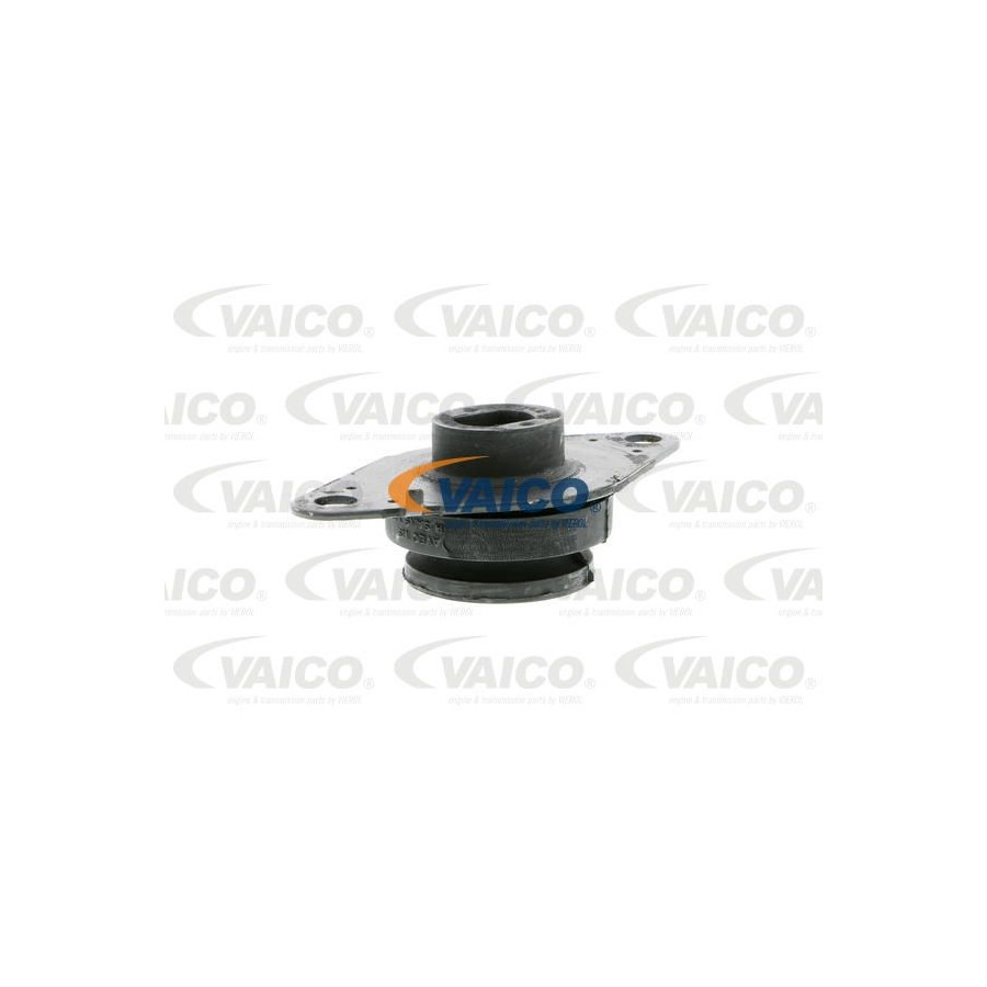 VAICO V46-9703 - Flangia Refrigerante Compatibile Con Renault Clio II E Mégane Scenic