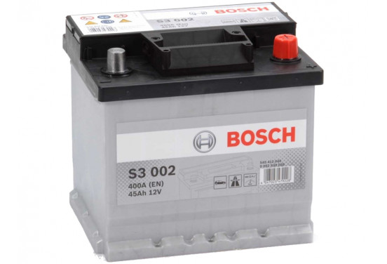 Bosch S3 002 Black Accu 45 Ah