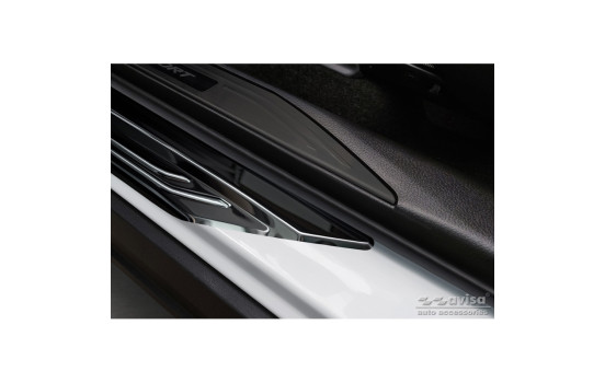 Seuils de porte en acier inoxydable noirs sur mesure pour Lexus NX II 2021 - 'Lines' - 4 pièces, Image 3