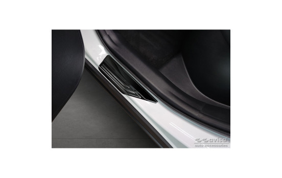 Seuils de porte en acier inoxydable noirs sur mesure pour Lexus NX II 2021 - 'Lines' - 4 pièces, Image 4