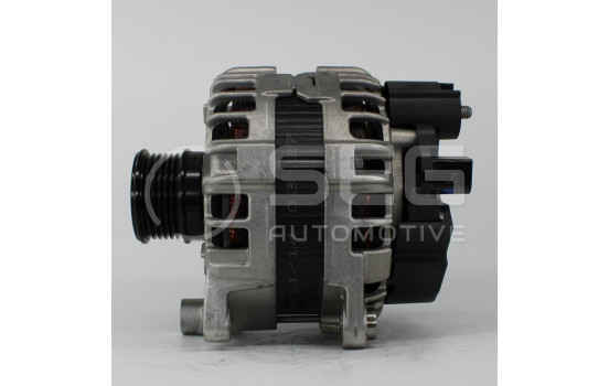 Dinamo Mercedes 190A, Imagen 4