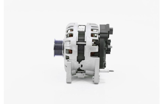 GENERADOR TRIFÃ?SICO B3(>)14V55/110A Bosch