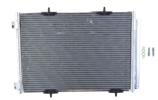 Condensador, aire acondicionado 35779 NRF