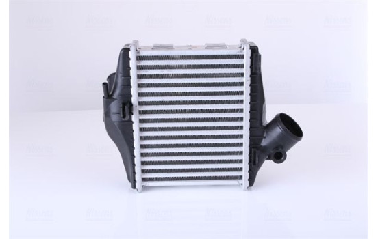 Intercooler, intercooler 96579 Nissens