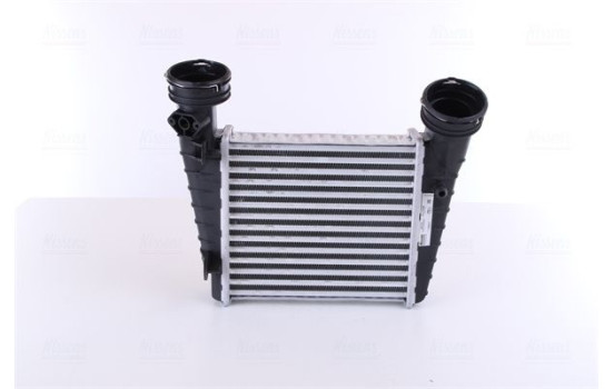 Intercooler, intercooler 96731 Nissens