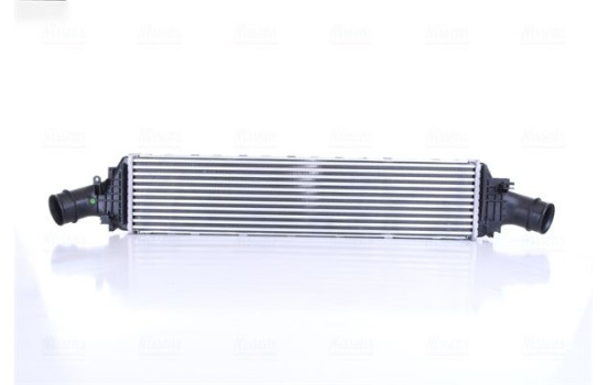 Intercooler, enfriador de aire de carga 961468 Nissens