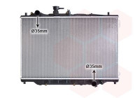 Radiateur, refroidissement du moteur 27002048 International Radiators